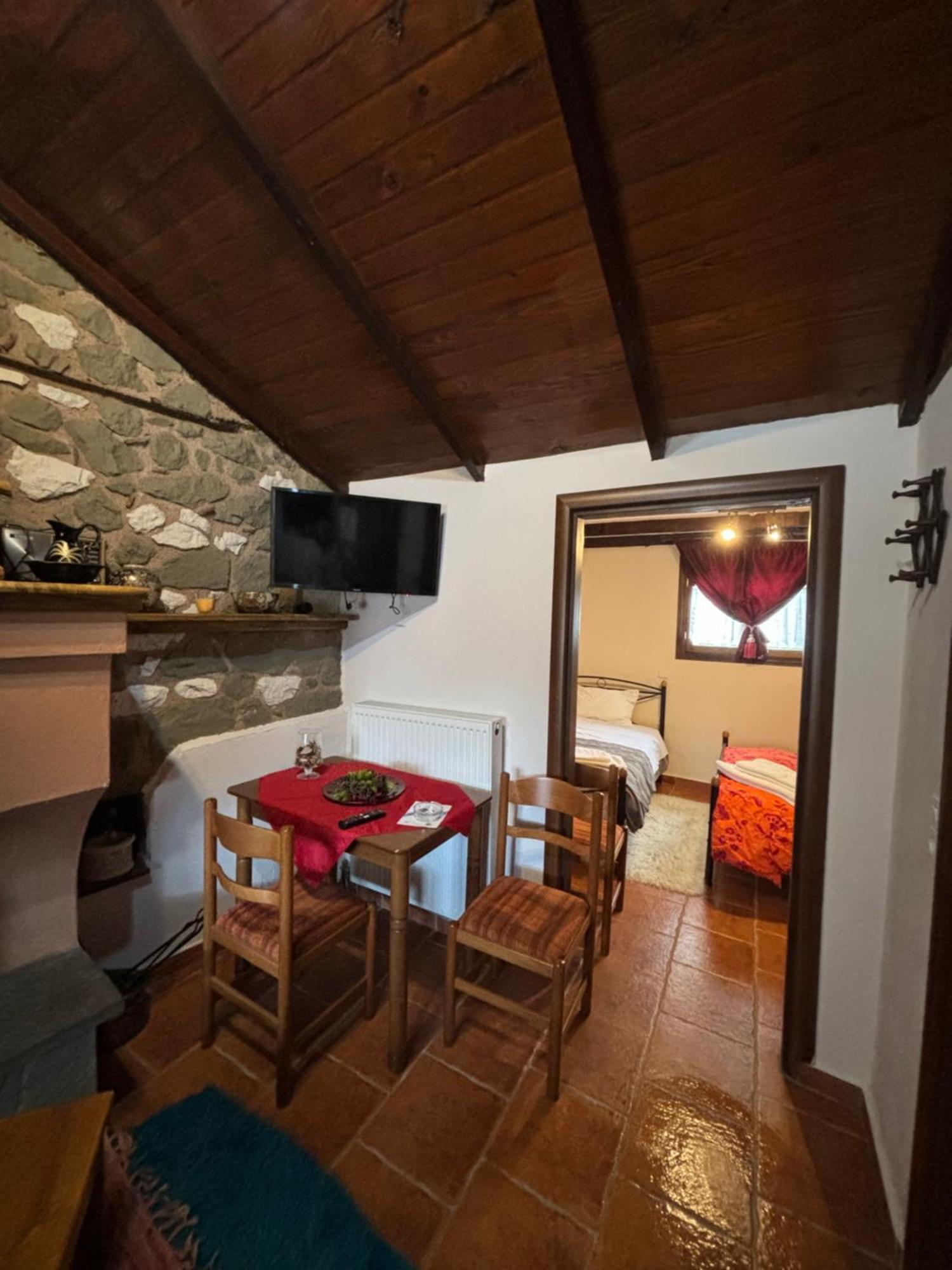 Πέτρινο Όραμα Hotel Kotronion  Bagian luar foto