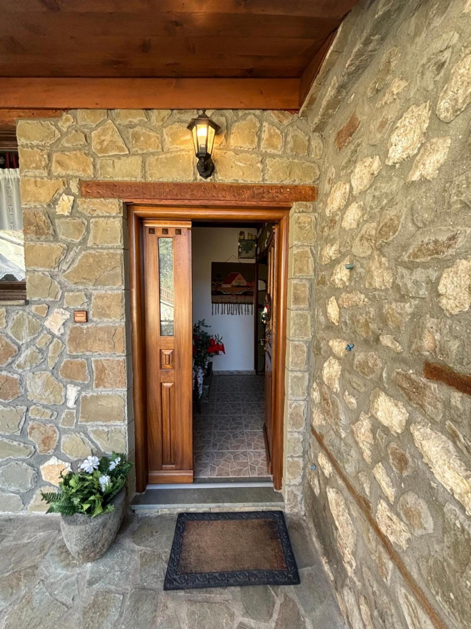 Πέτρινο Όραμα Hotel Kotronion  Bagian luar foto