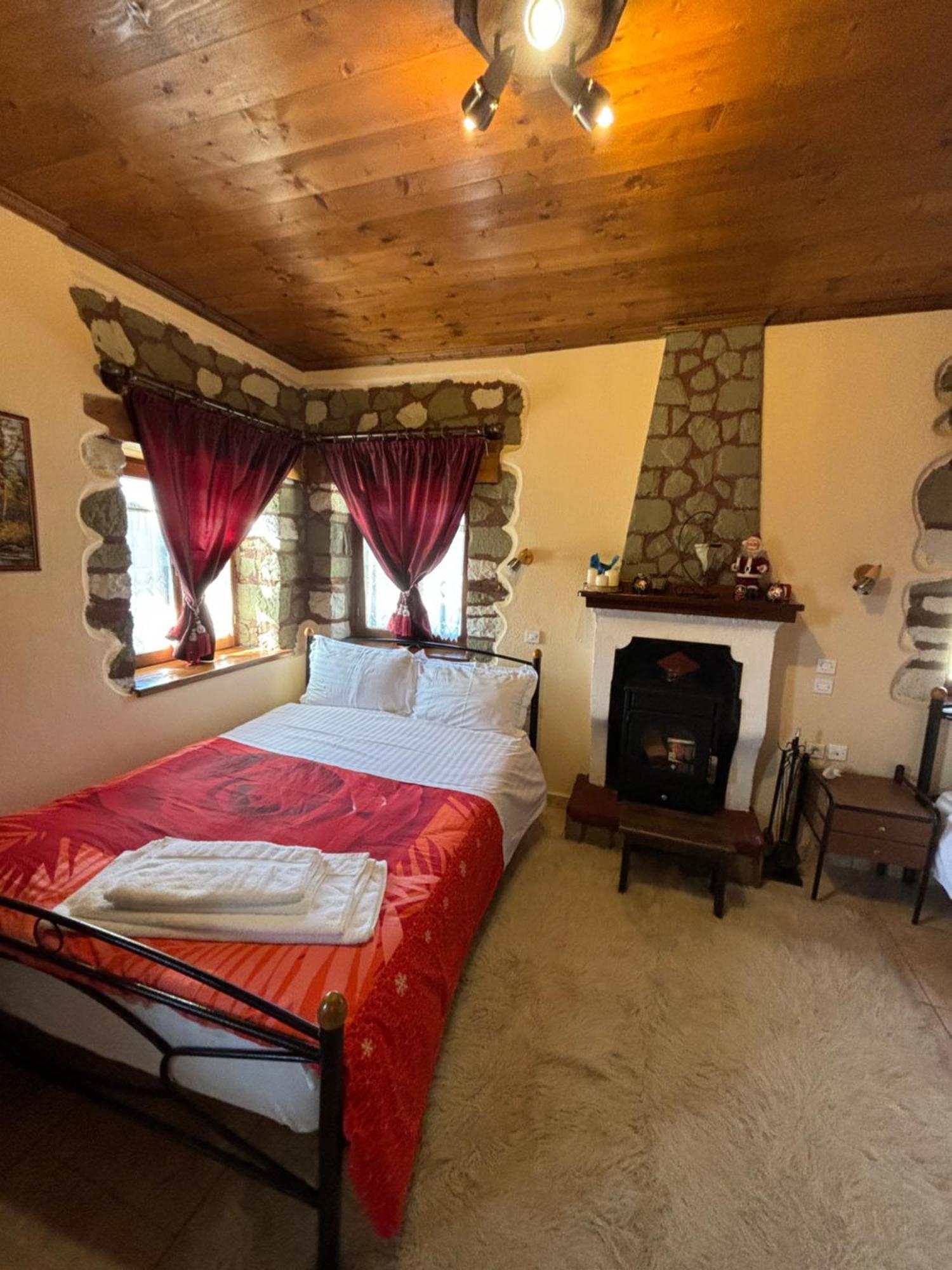Πέτρινο Όραμα Hotel Kotronion  Bagian luar foto